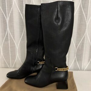 🔥🔥🔥 💯Authentic Burberry Leather Boots 👢